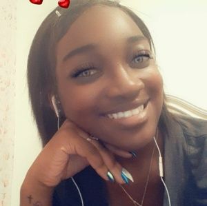 Meet your Posher, Brianna